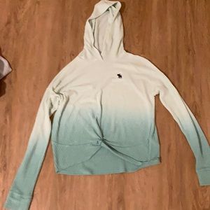 Abercrombie sweatshirt ombré teals 11/12